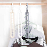 Clothes hangers 9-hole Multi-port Support Circle In Pakistan