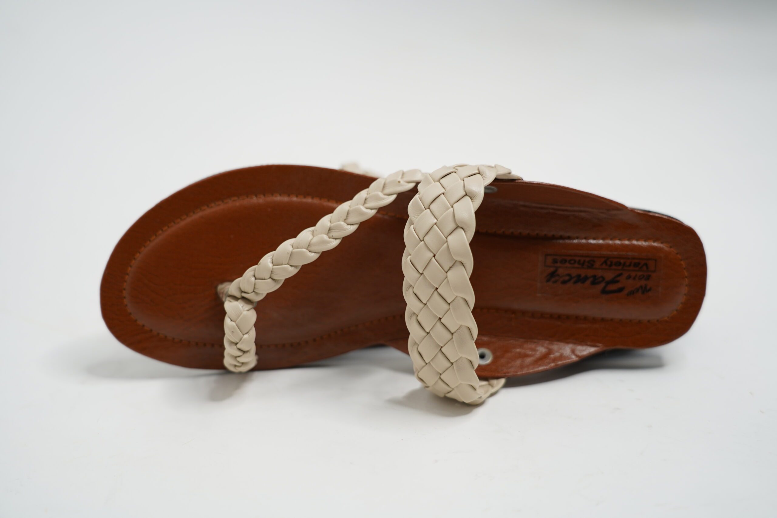 Fancy Thumb Flat Low Heel Slipper Shoes for Women In Pakistan