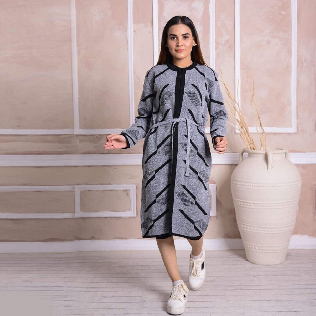 Ladies Winter Woolen Coat – 16 In Pakistan