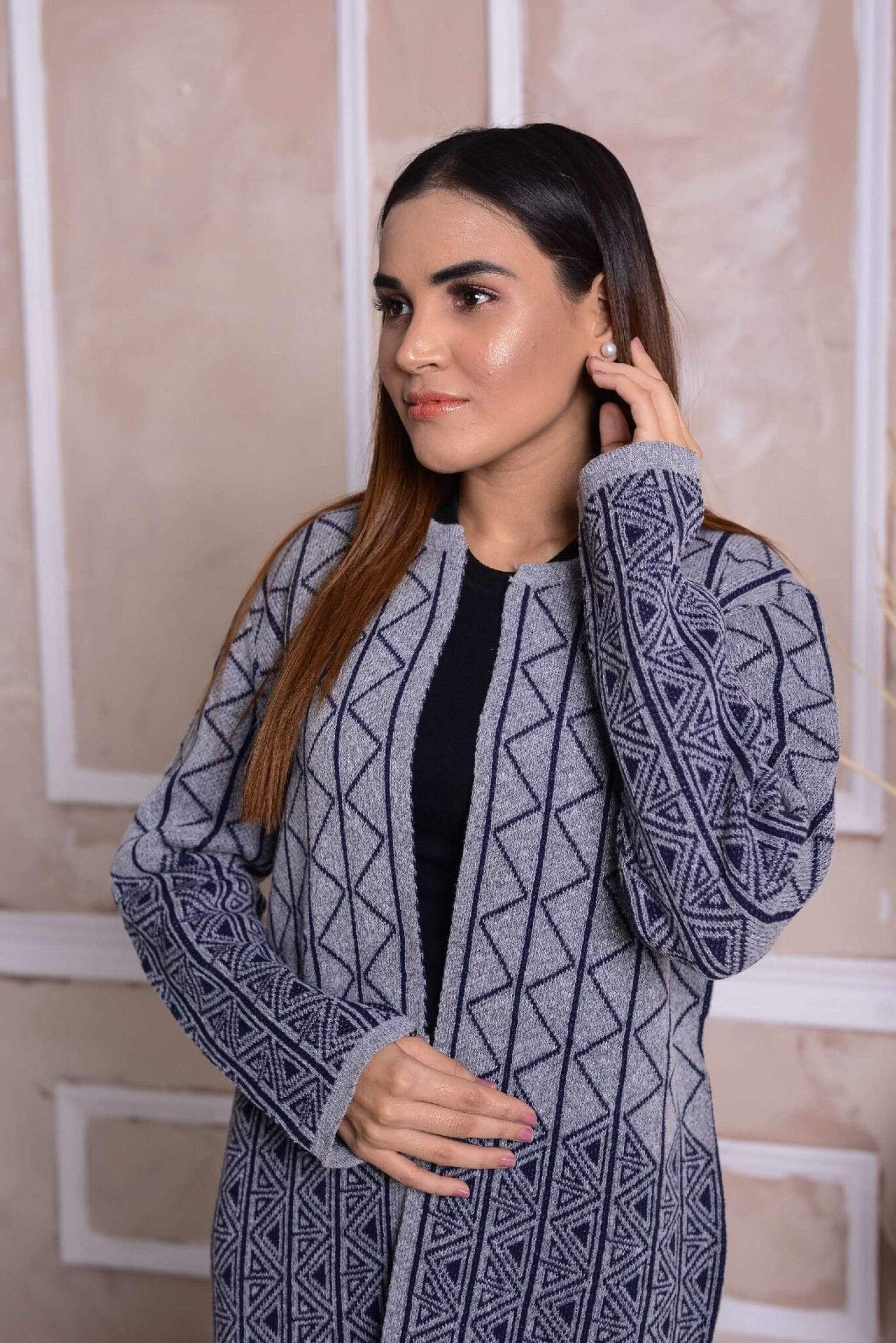 Ladies Winter Woolen Coat – 50 In Pakistan