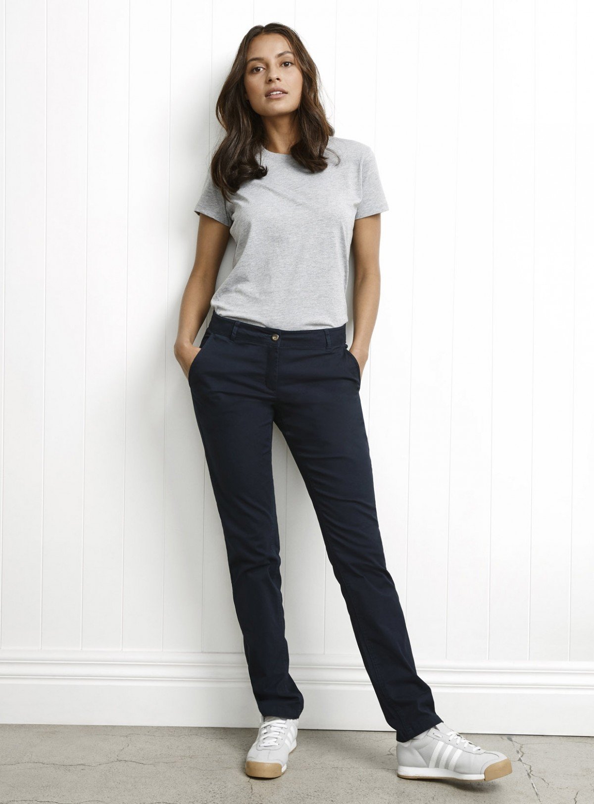 Mid Rise Contemporary Stretch Cotton Casual Pant In Pakistan
