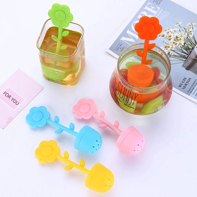 Tea Filter Flower Shape Tea Maker Food Grade Silicone Tea Leak Tea In Pakistan